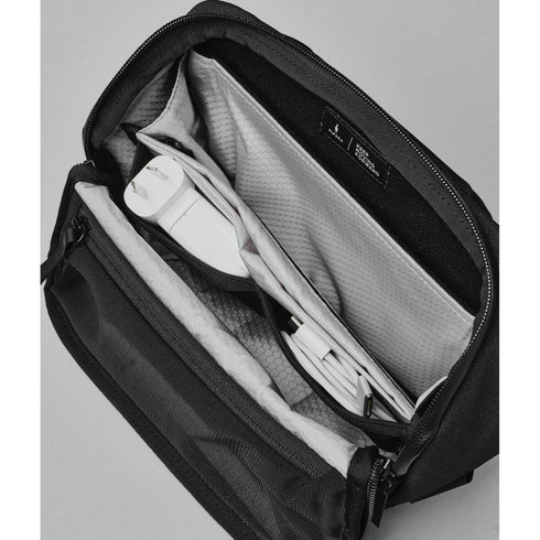 ALPAKA Vertex Pouch
